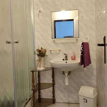 Guest house Tomy1